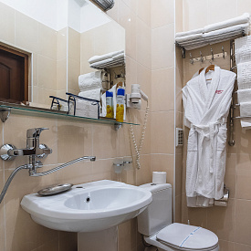 «Шаляпинъ» пансионат кисловодск Мини-люкс в корп. А (№6, 13, 14) - двуспальная кровать